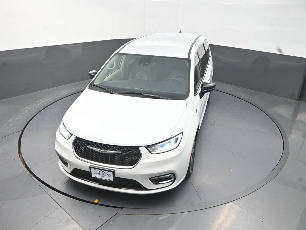 2024 Chrysler Pacifica Hybrid Select