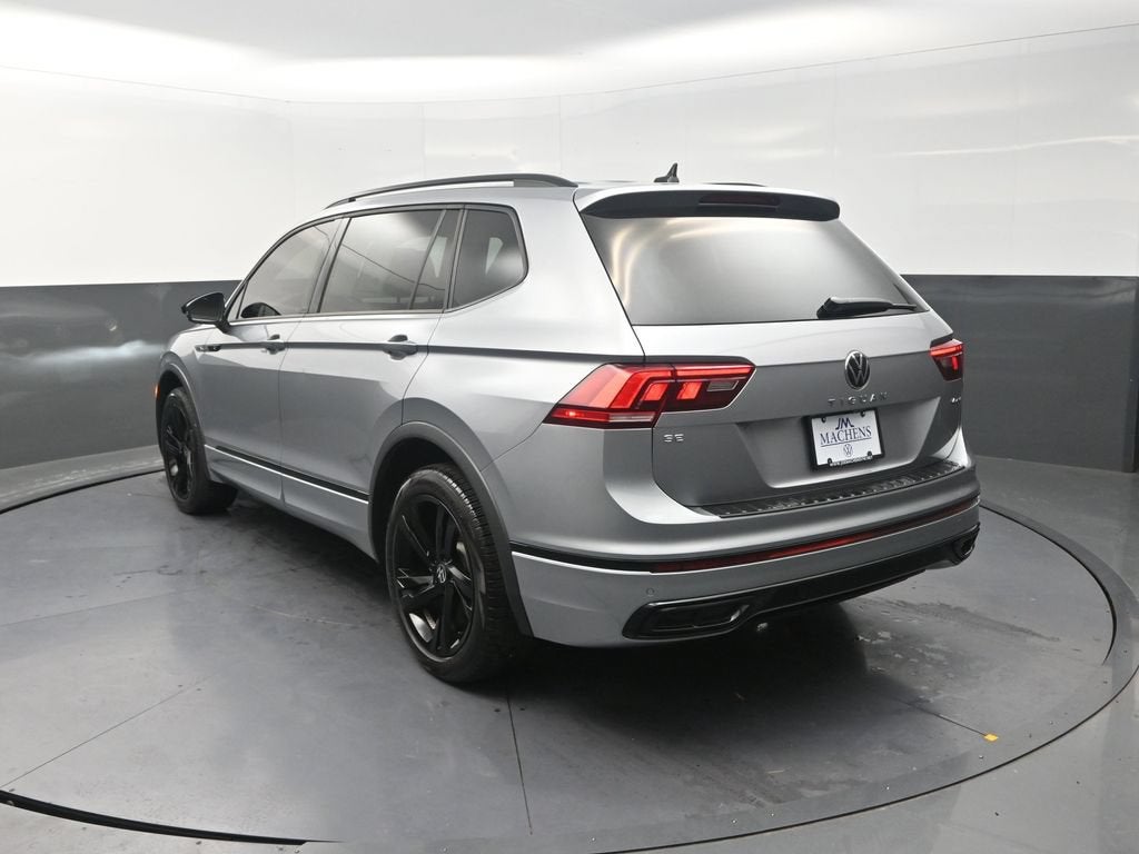 2024 Volkswagen Tiguan 2.0T SE R-Line Black