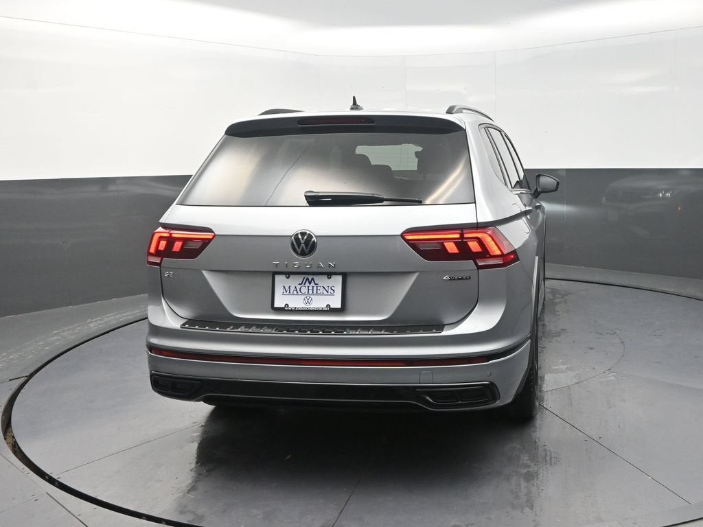 2024 Volkswagen Tiguan 2.0T SE R-Line Black