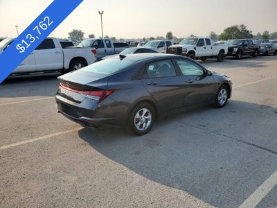 2021 Hyundai Elantra SE