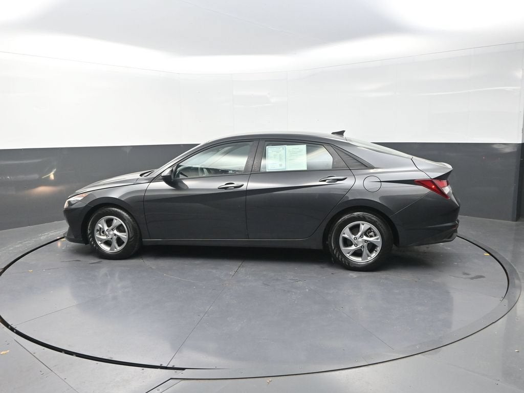 2021 Hyundai Elantra SE
