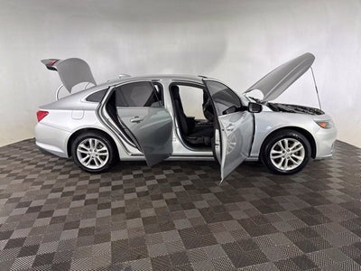 2017 Chevrolet Malibu LT 1LT