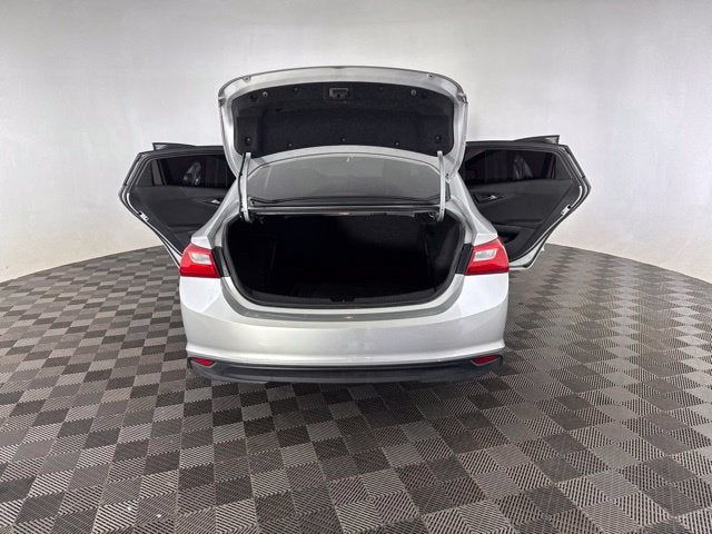 2017 Chevrolet Malibu LT 1LT