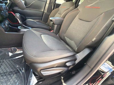 2023 Jeep Renegade Trailhawk
