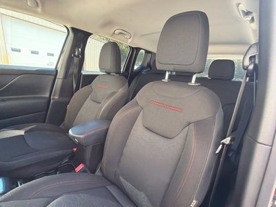 2023 Jeep Renegade Trailhawk