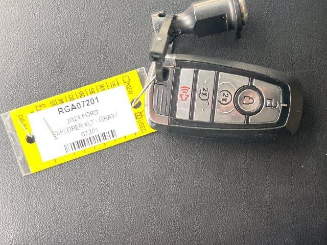 2024 Ford Explorer XLT 4WD