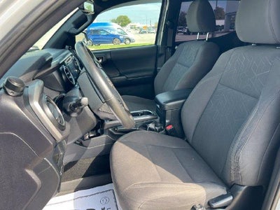 2018 Toyota Tacoma TRD Sport Double Cab 5' Bed V6 4x4 AT (Natl)