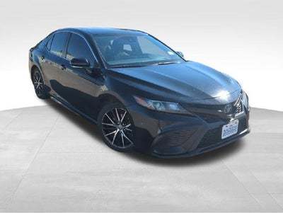 2024 Toyota Camry Hybrid SE CVT (Natl)