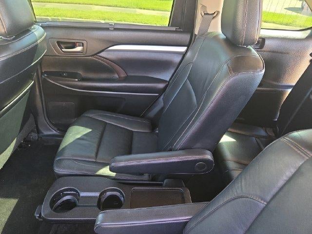 2017 Toyota Highlander XLE V6 AWD (Natl)