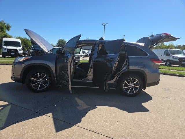 2017 Toyota Highlander XLE V6 AWD (Natl)