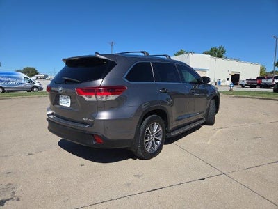 2017 Toyota Highlander XLE V6 AWD (Natl)