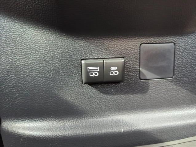 2024 Toyota Tundra 4WD 4WD SR5 CrewMax 5.5' Bed (SE)