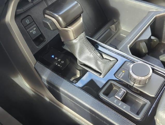 2024 Toyota Tundra 4WD 4WD SR5 CrewMax 5.5' Bed (SE)