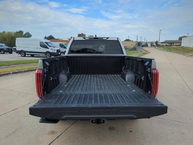 2024 Toyota Tundra 4WD 4WD SR5 CrewMax 5.5' Bed (SE)