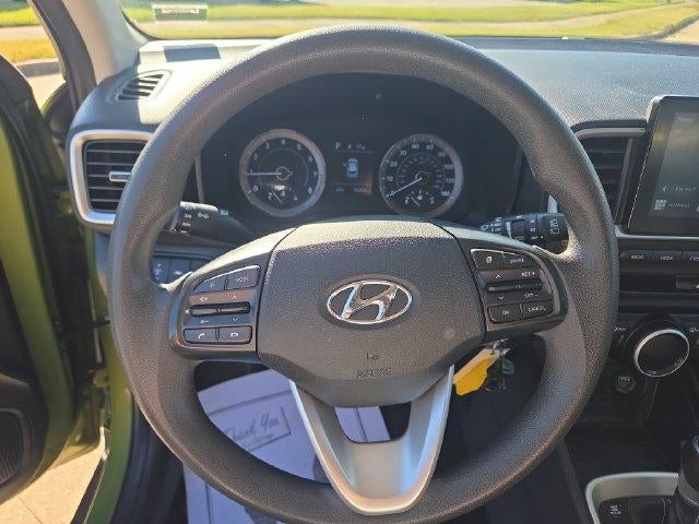 2020 Hyundai VENUE SEL IVT