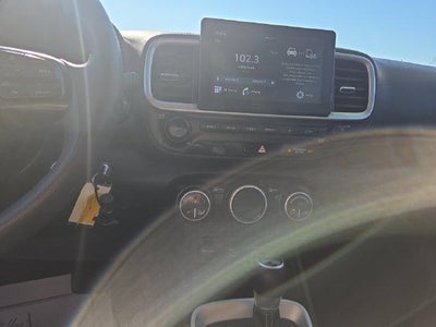 2020 Hyundai VENUE SEL IVT